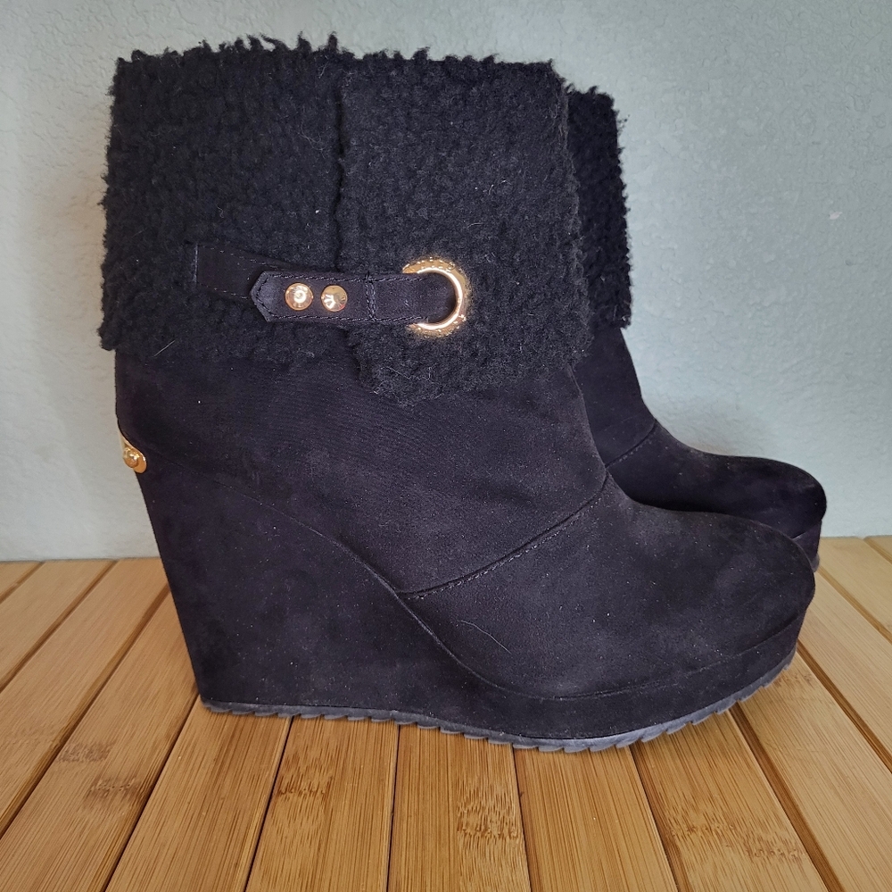 Juicy Couture Women Fold Over Nori Black Platform Wedge Boots Size 9